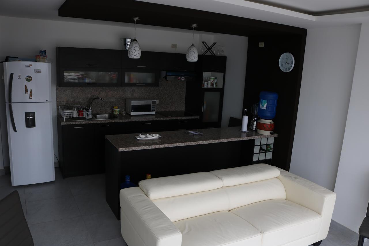 ホテルResidencia Bellavista グアヤキル エクステリア 写真